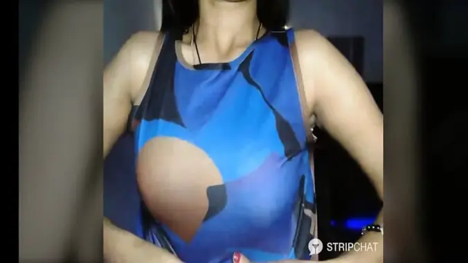 Beautiful baby showing nude boobs