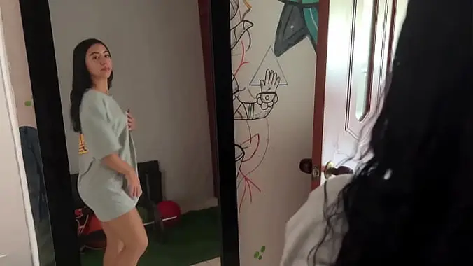 LITTLE LATINA PRINCESS FUCKED (DOGGYSTYLE/ RIDING/ BIGTITS/ REVERSE COWGIRL)