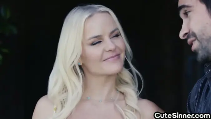 Busty blonde babe sensual cockriding