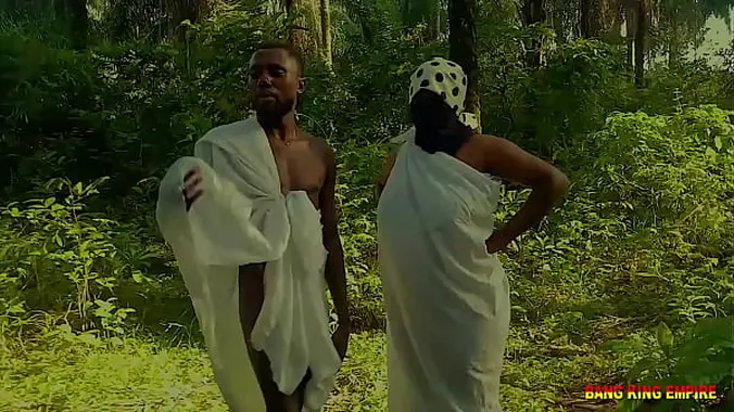 OUTDOOR PORN: Fucking Naughty EX GIRLFRIEND in the bush