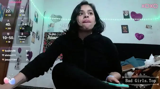Pretty natural big boobs latina webcam teen